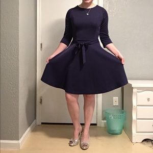 Ligiliren dark blue dress